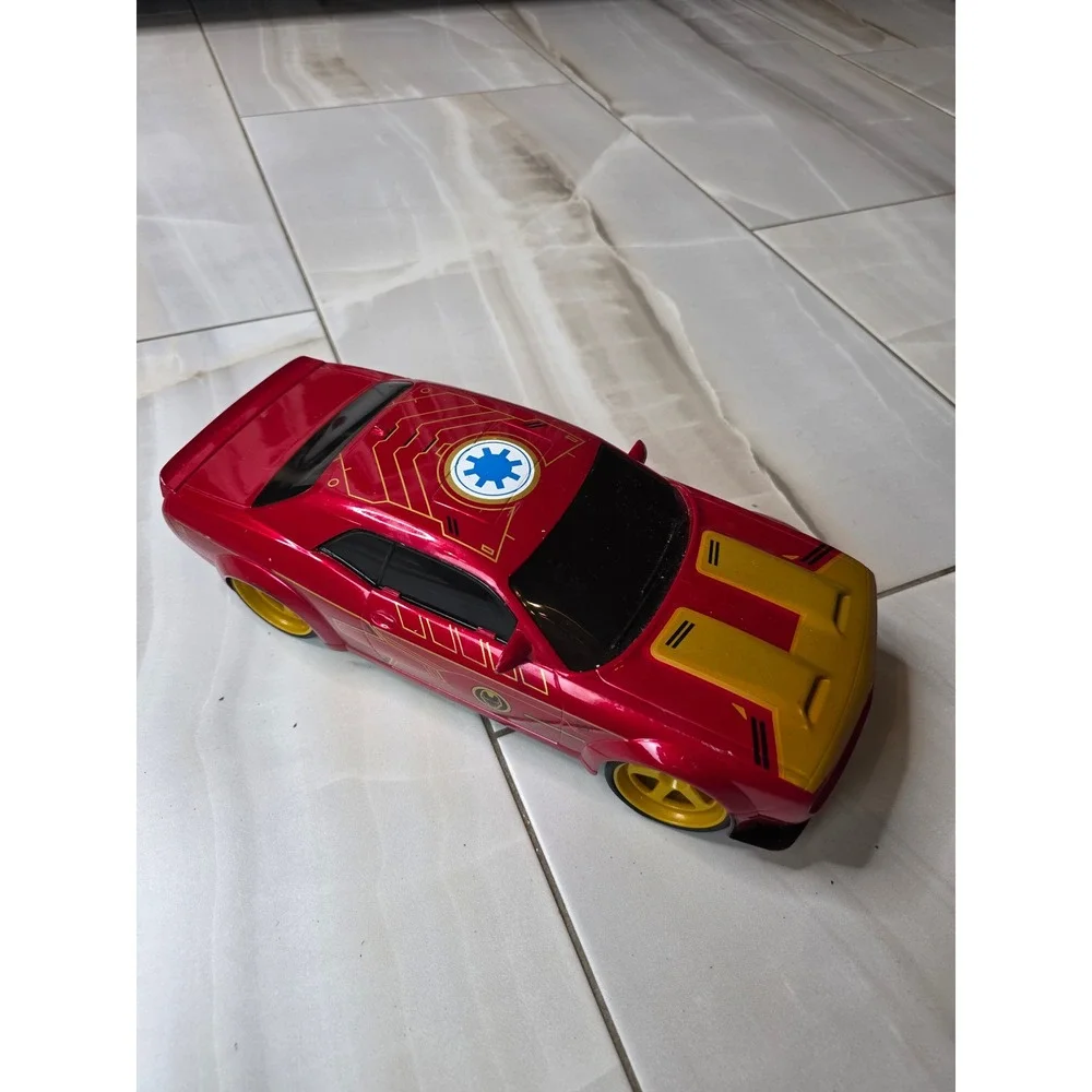 Jada Toys Marvel Iron Man 2019 Dodge‎ Challenger SRT Hellcat RC Car 32326 G1